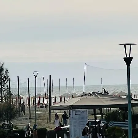 Casa Al Mare Valentina Viareggio