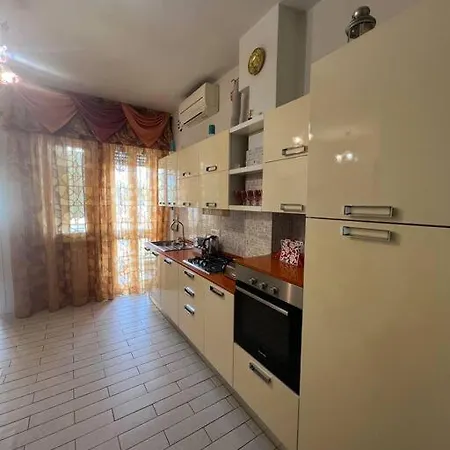 Casa Al Mare Valentina * Viareggio